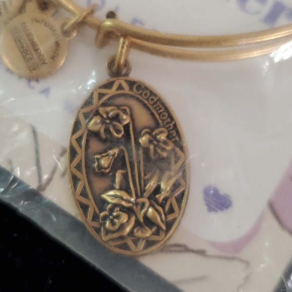 Alex and Ani Godmother bracelet New wit Card - Picture 2 of 4